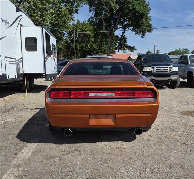 Dodge Challenger R/T 2011