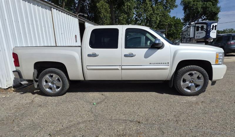 Chevrolet Silverado 1500 LTZ Crew Cab 4WD 2009