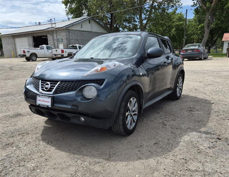 Nissan Juke S AWD 2013