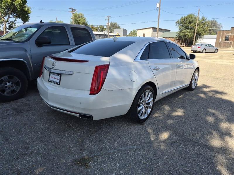 Cadillac XTS Premium 2013
