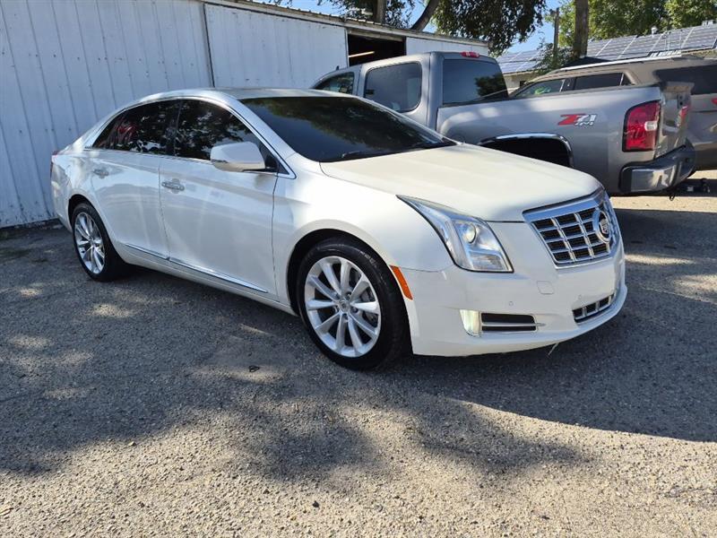 Cadillac XTS Premium 2013