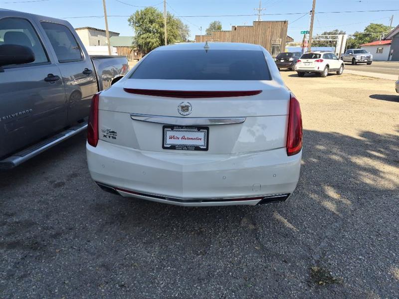 Cadillac XTS Premium 2013