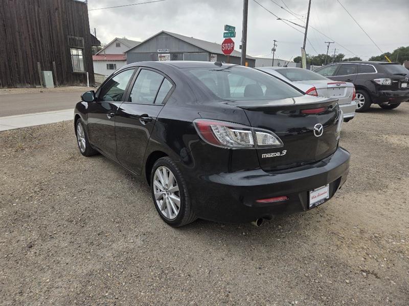 Mazda MAZDA3 s Grand Touring 4-Door 2011
