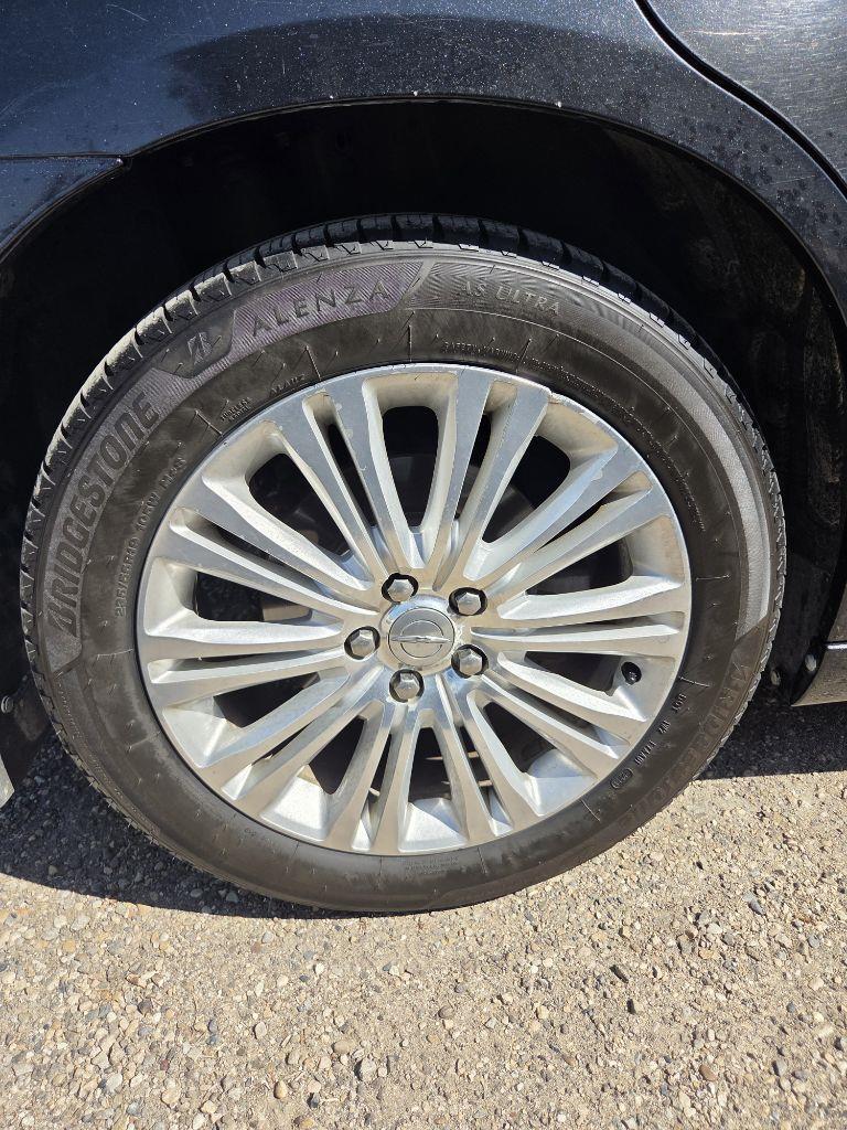 Chrysler 300 S V8 AWD 2013