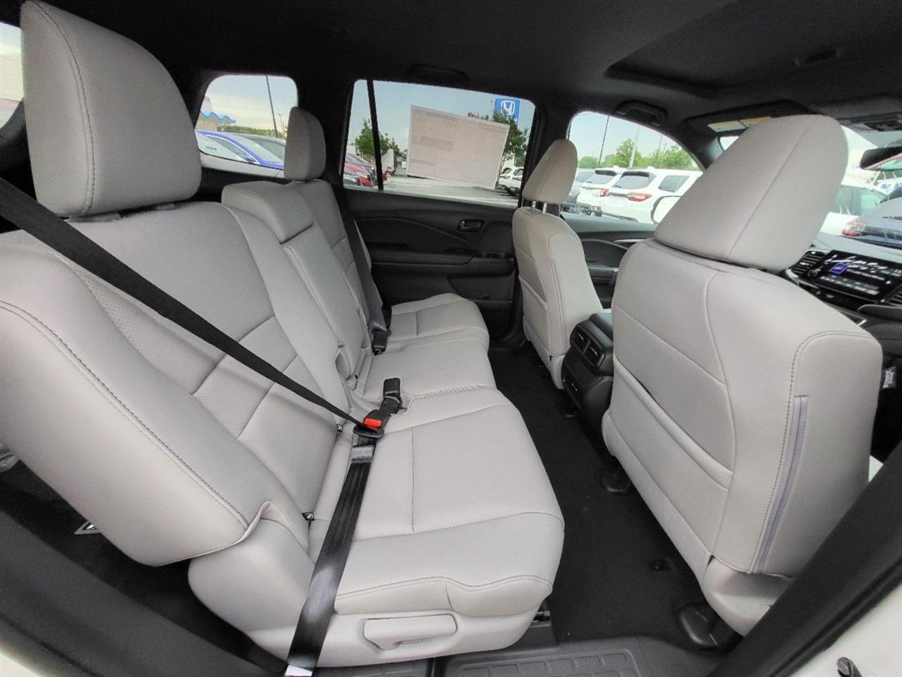 Honda Passport  2025