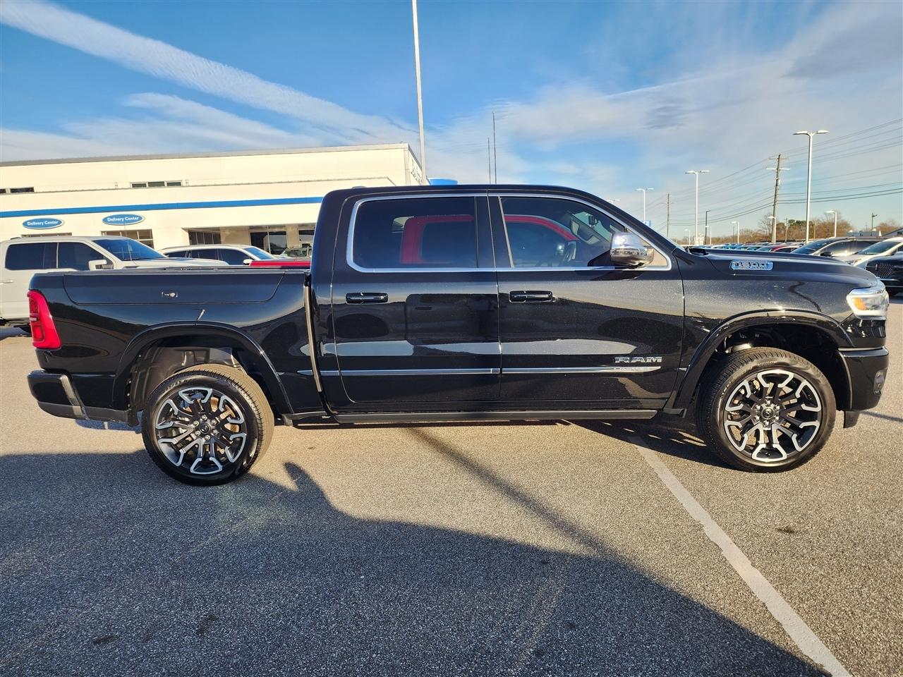 RAM 1500 Limited Crew Cab SWB 4WD 2025