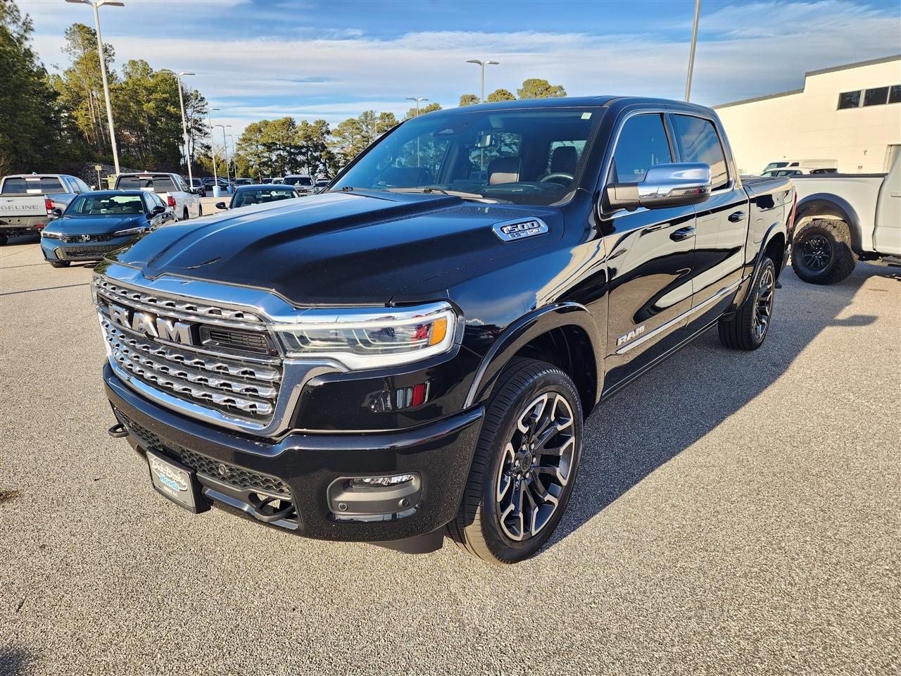 RAM 1500 Limited Crew Cab SWB 4WD 2025