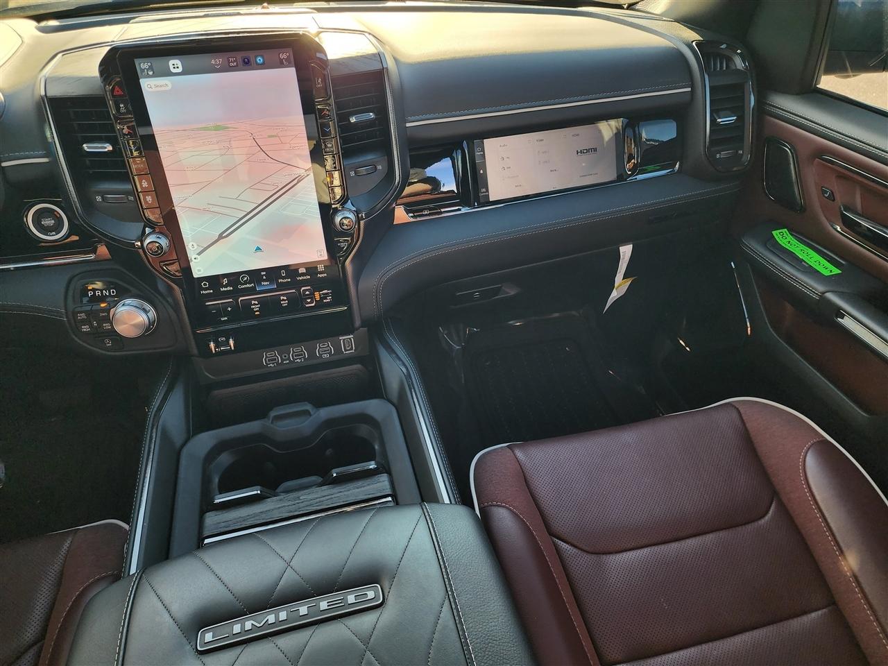 RAM 1500 Limited Crew Cab SWB 4WD 2025