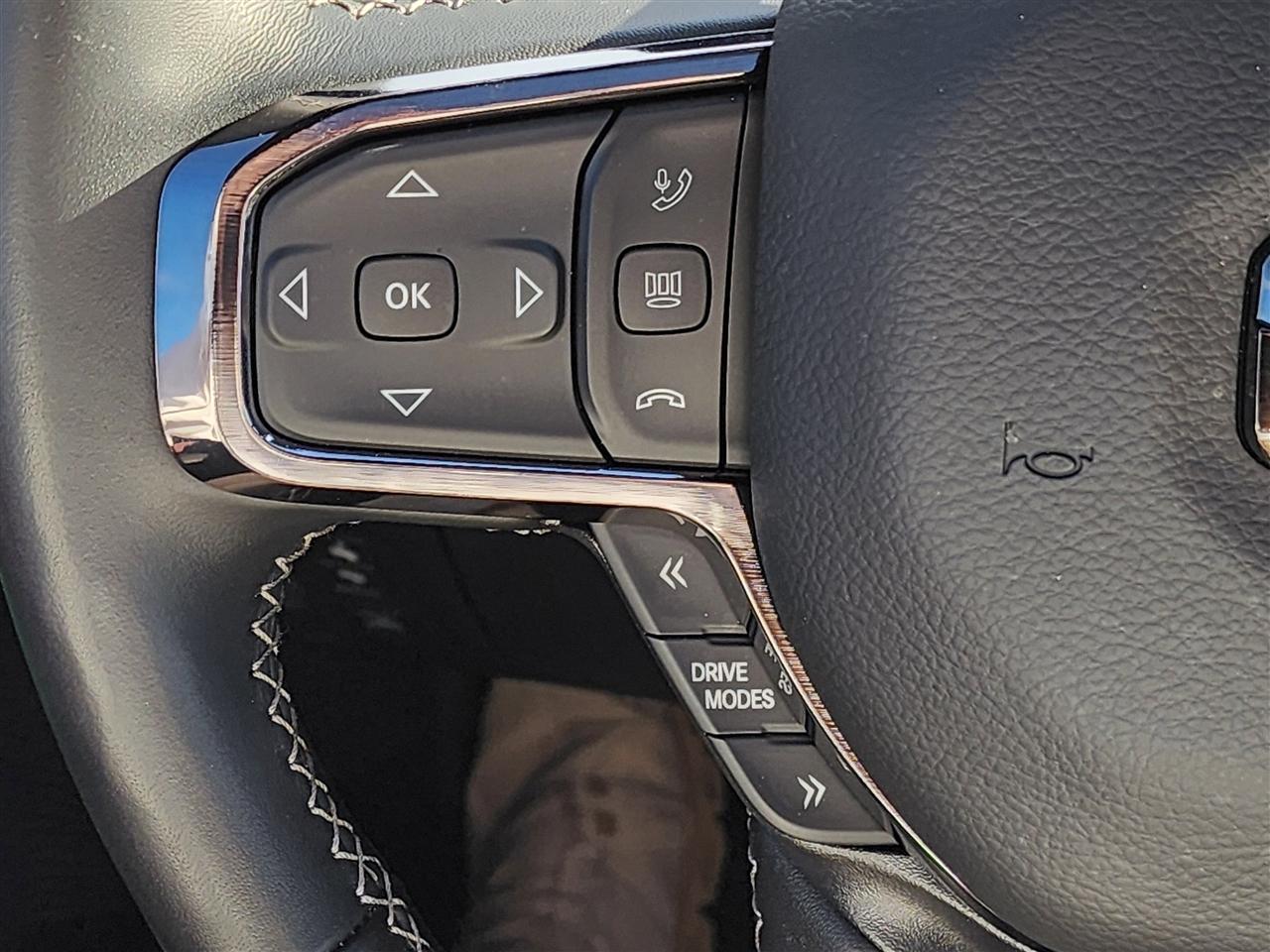 RAM 1500 Limited Crew Cab SWB 4WD 2025