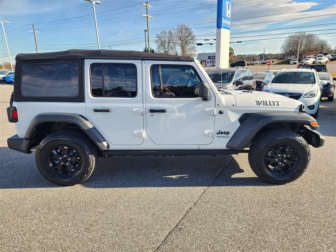 Jeep Wrangler Unlimited Willys Sport 2021