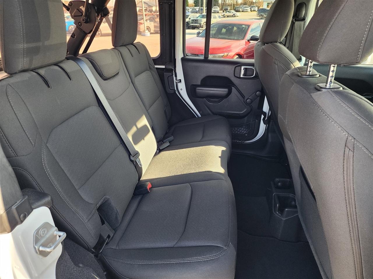 Jeep Wrangler Unlimited Willys Sport 2021