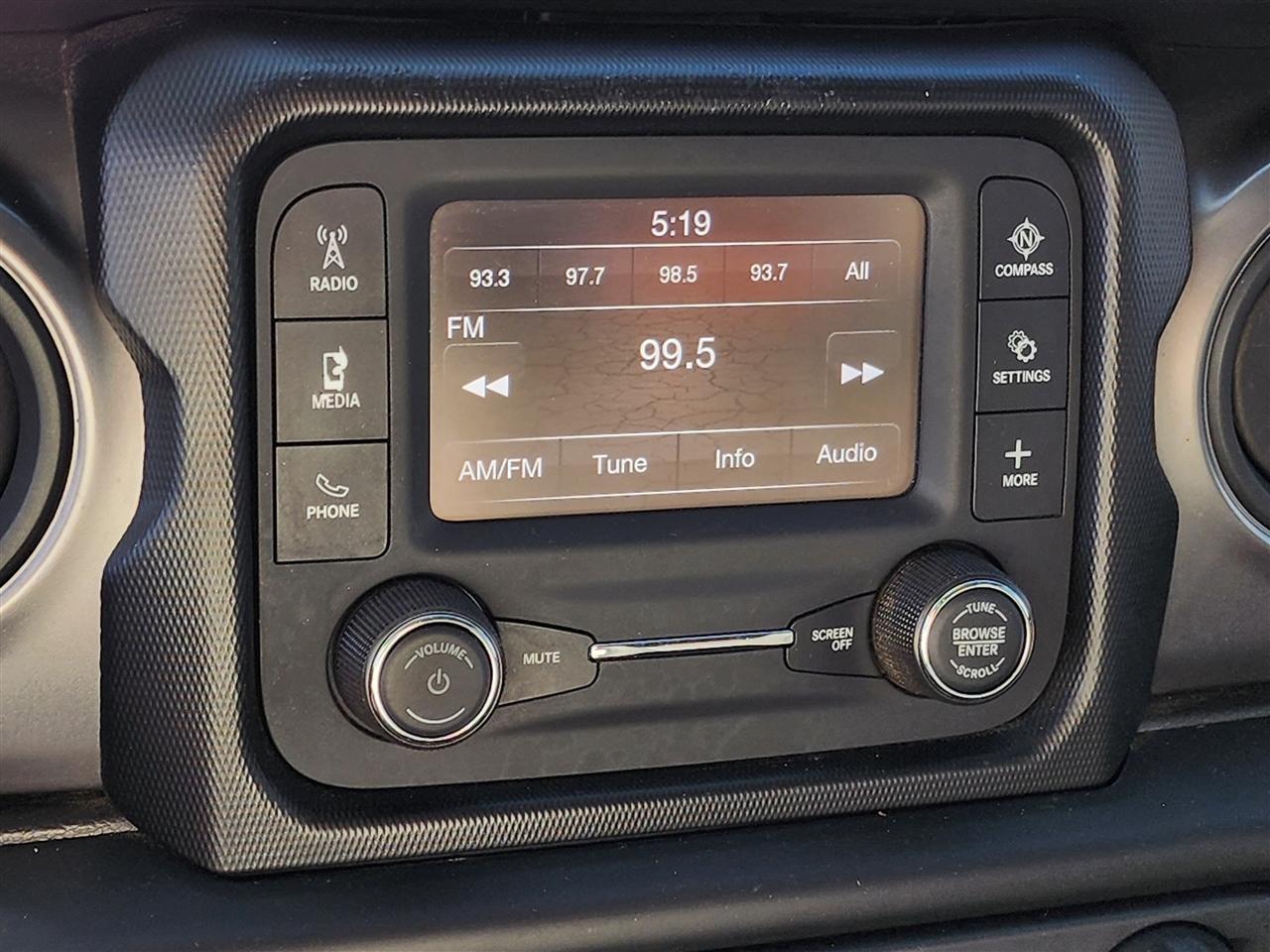 Jeep Wrangler Unlimited Willys Sport 2021