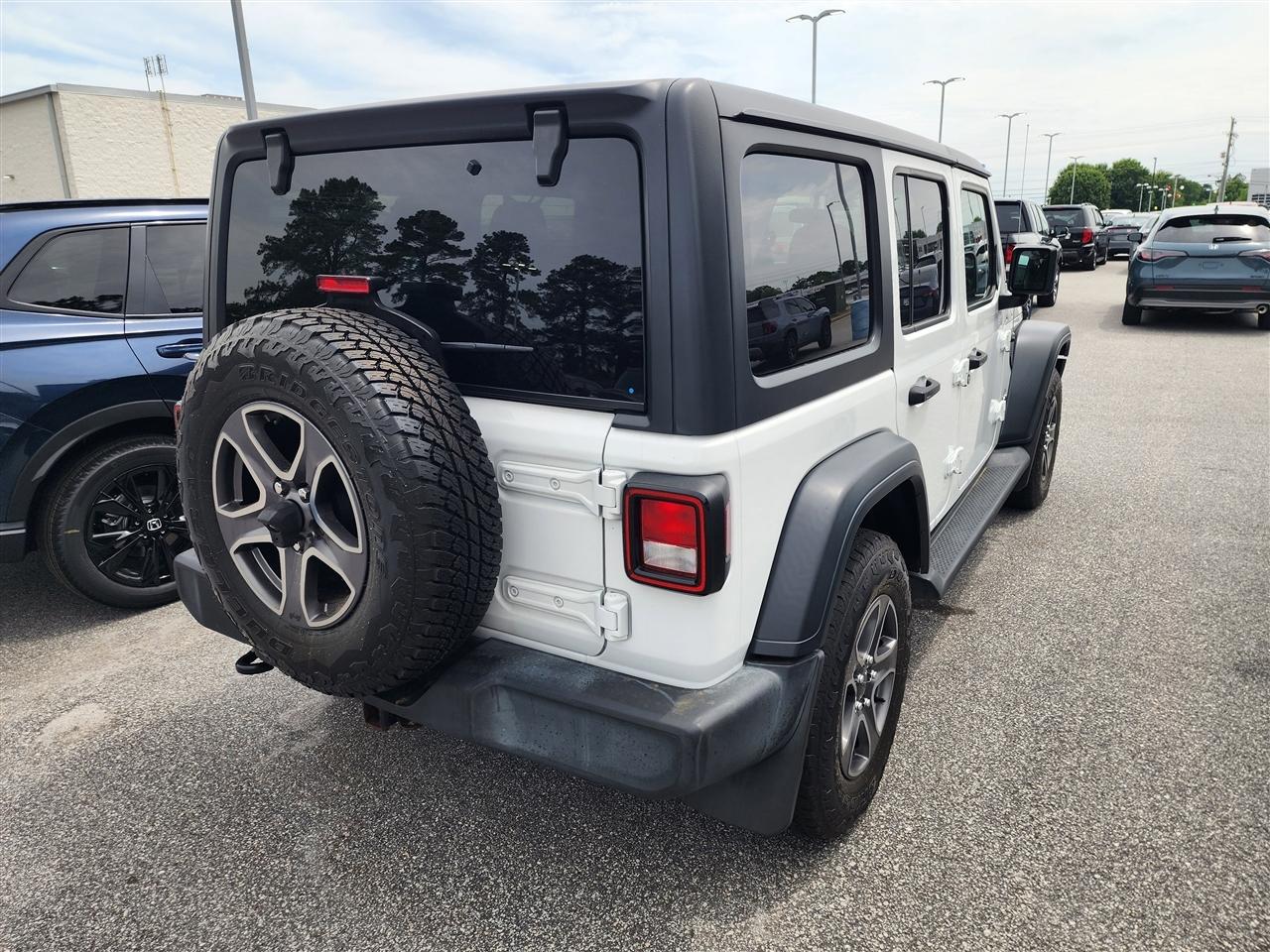 Jeep Wrangler Unlimited Sport 2019