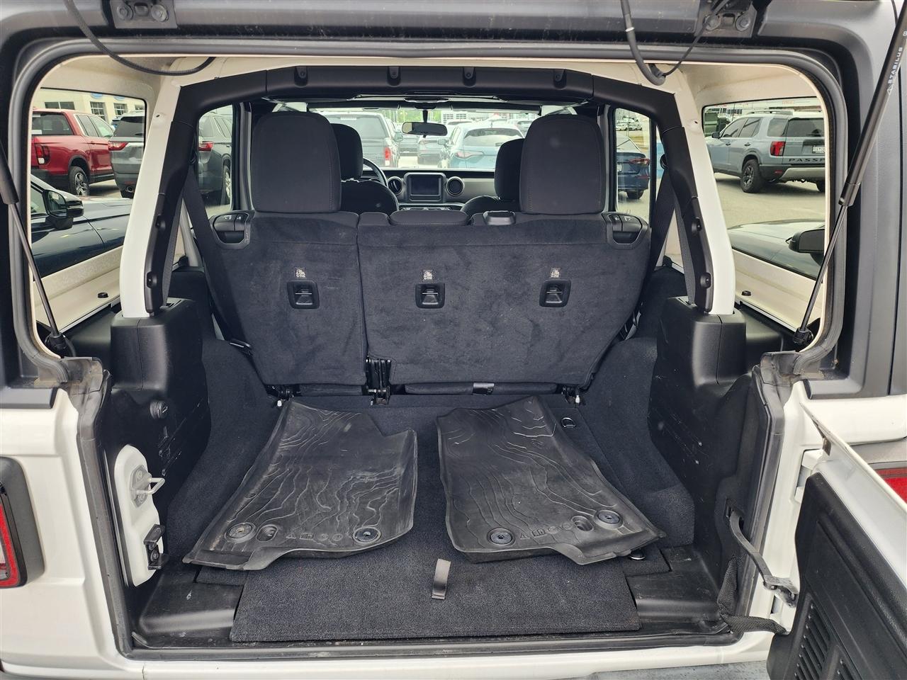 Jeep Wrangler Unlimited Sport 2019