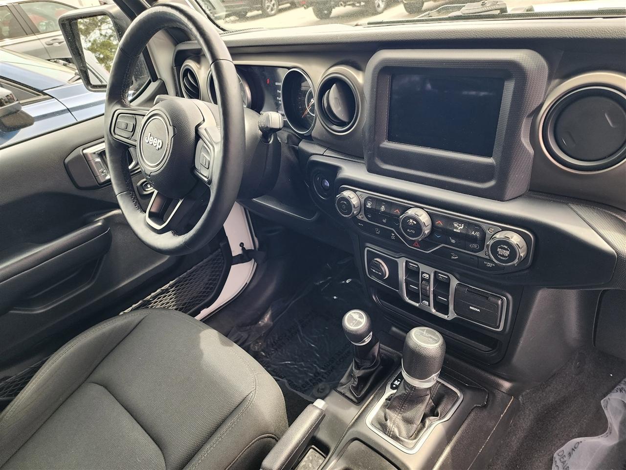 Jeep Wrangler Unlimited Sport 2019