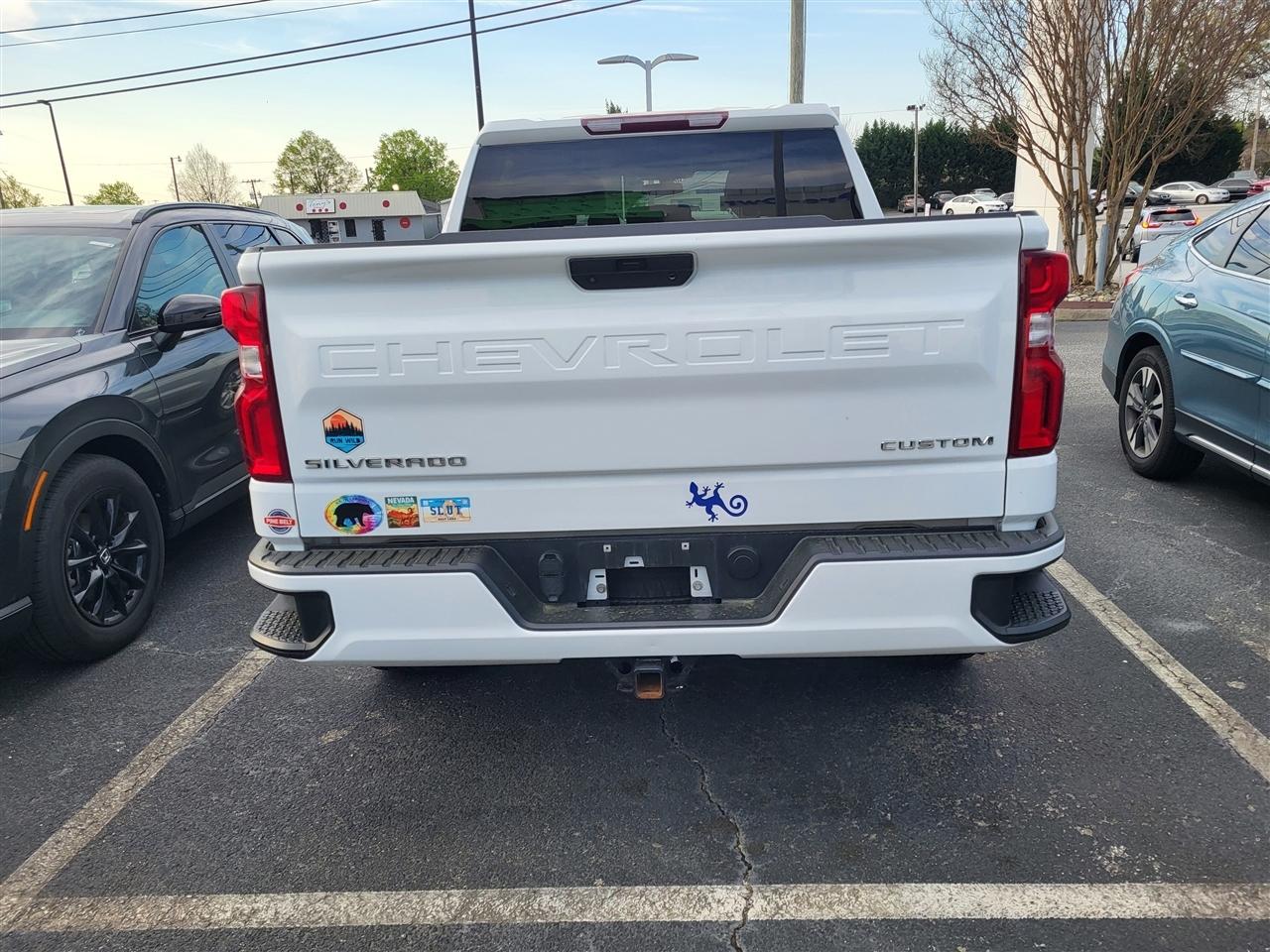 Chevrolet Silverado 1500 Custom Crew Cab Long Box 4WD 2020