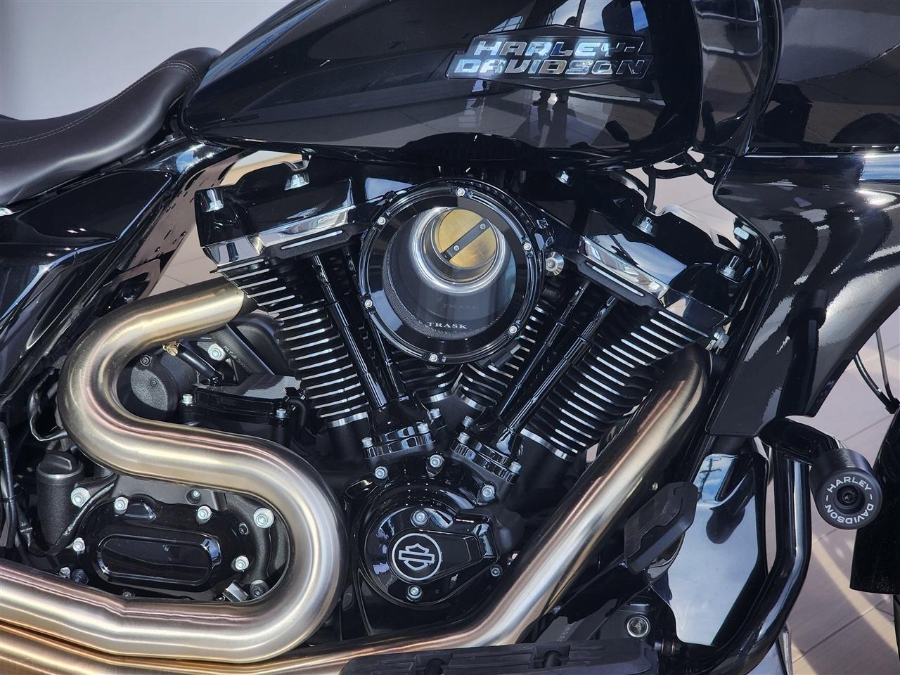 Harley-Davidson FLTRX  2024