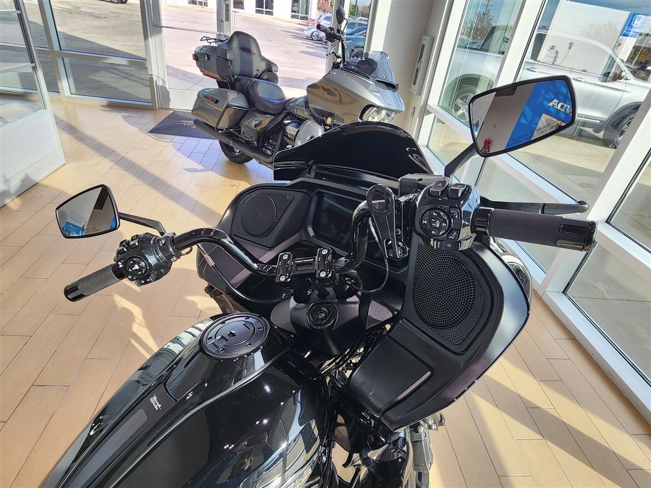 Harley-Davidson FLTRX  2024