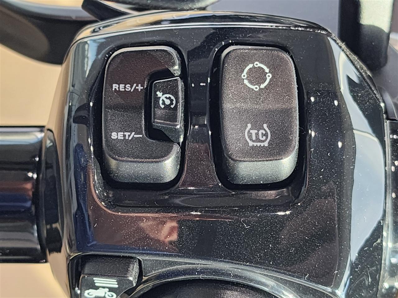 Harley-Davidson FLTRX  2024