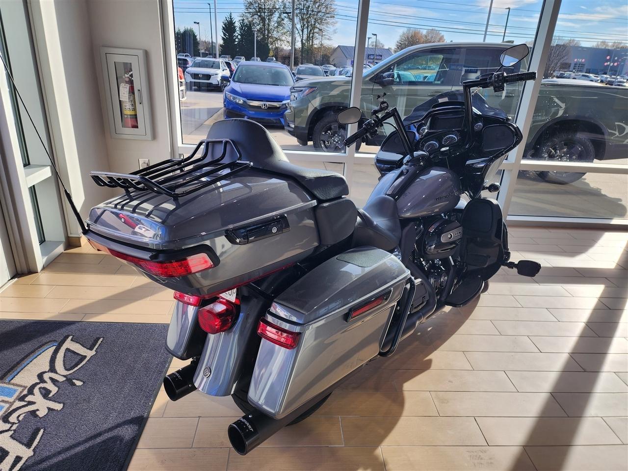 Harley-Davidson FLTRK  2021