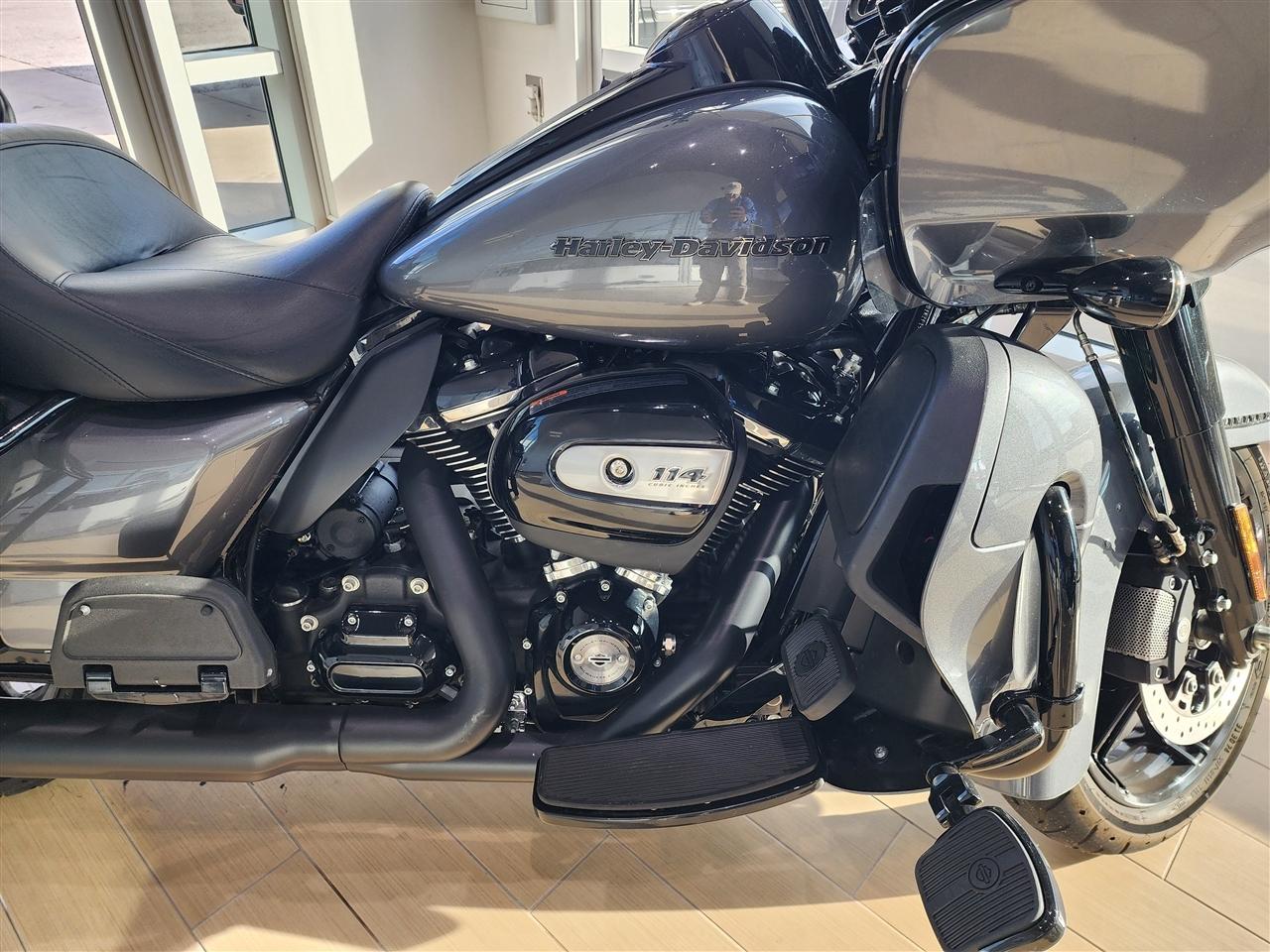 Harley-Davidson FLTRK  2021