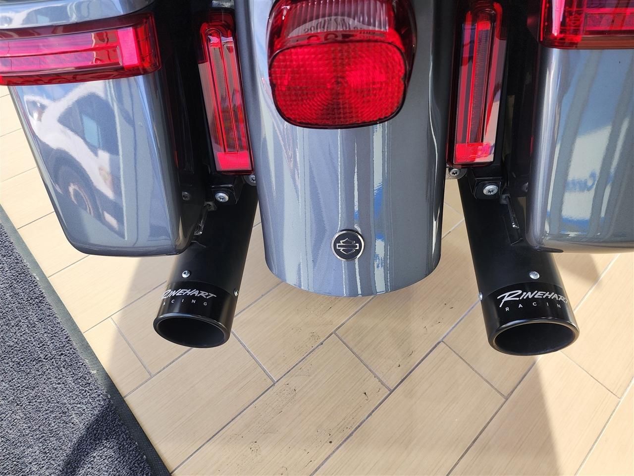 Harley-Davidson FLTRK  2021