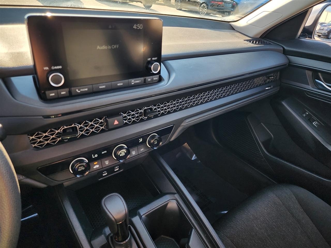 Honda Accord LX 2024