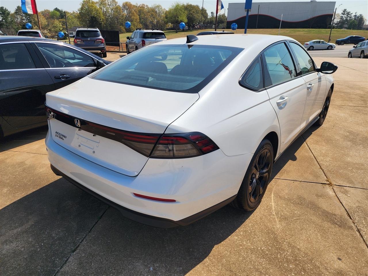 Honda Accord SE 2025