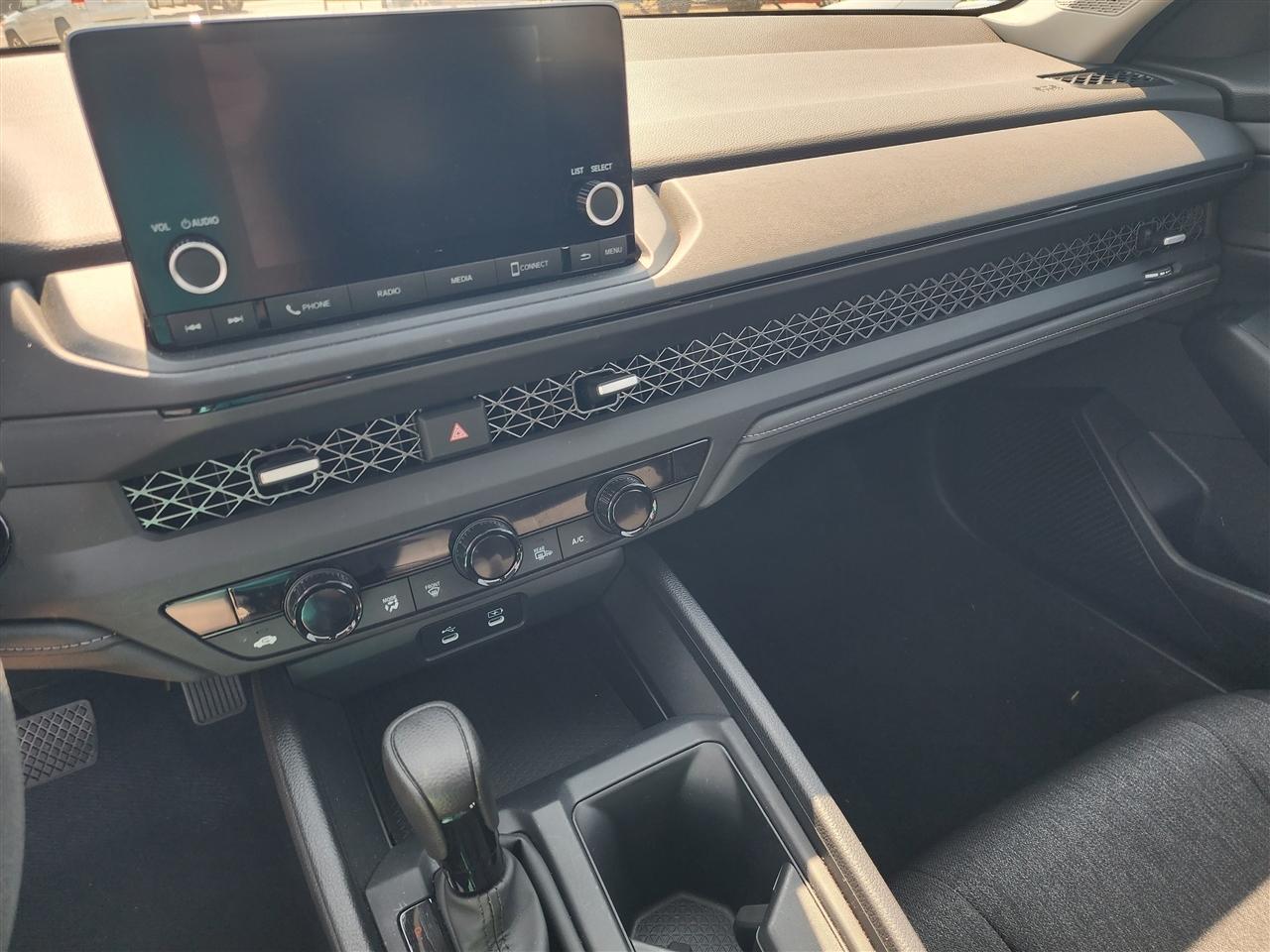 Honda Accord SE 2025