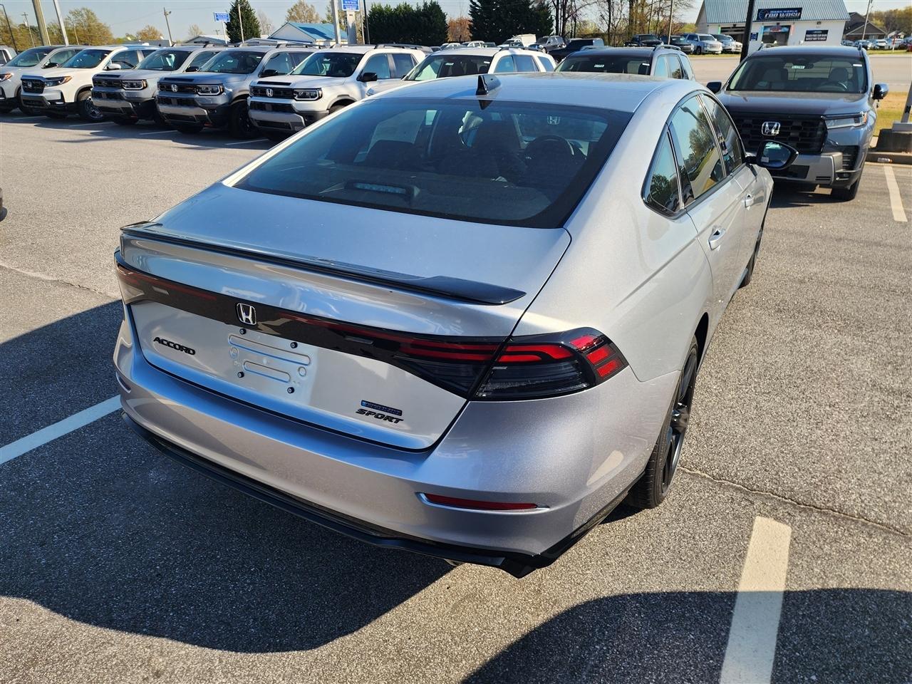 Honda Accord Sport-L Hybrid 2026