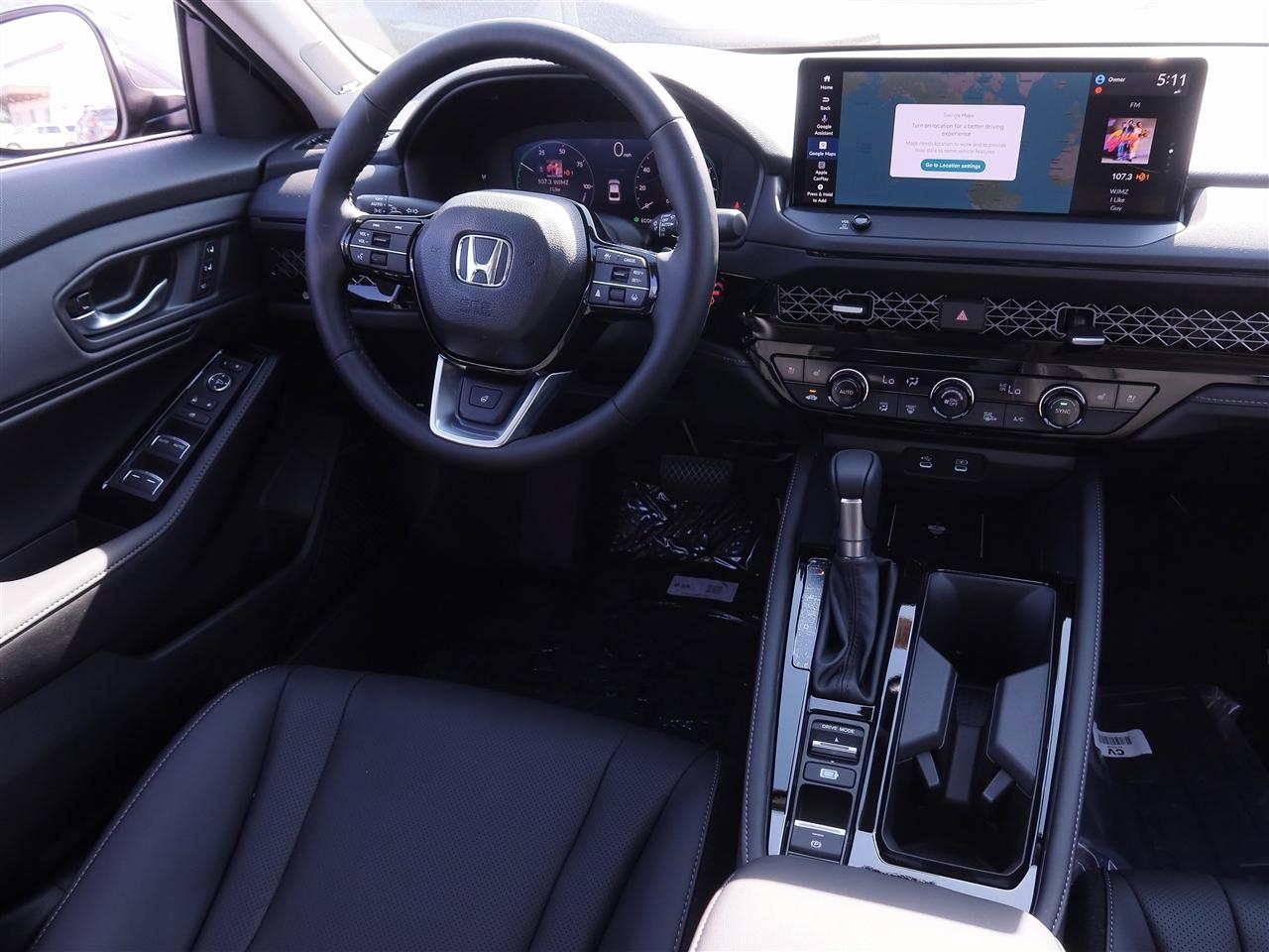 Honda Accord Touring Hybrid 2026