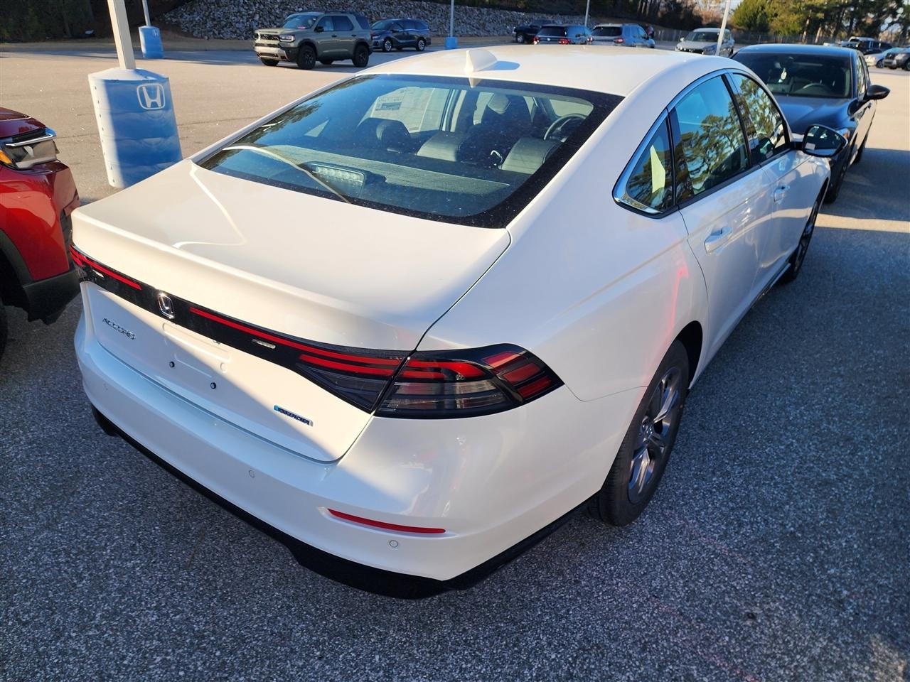 Honda Accord EX-L Hybrid 2026
