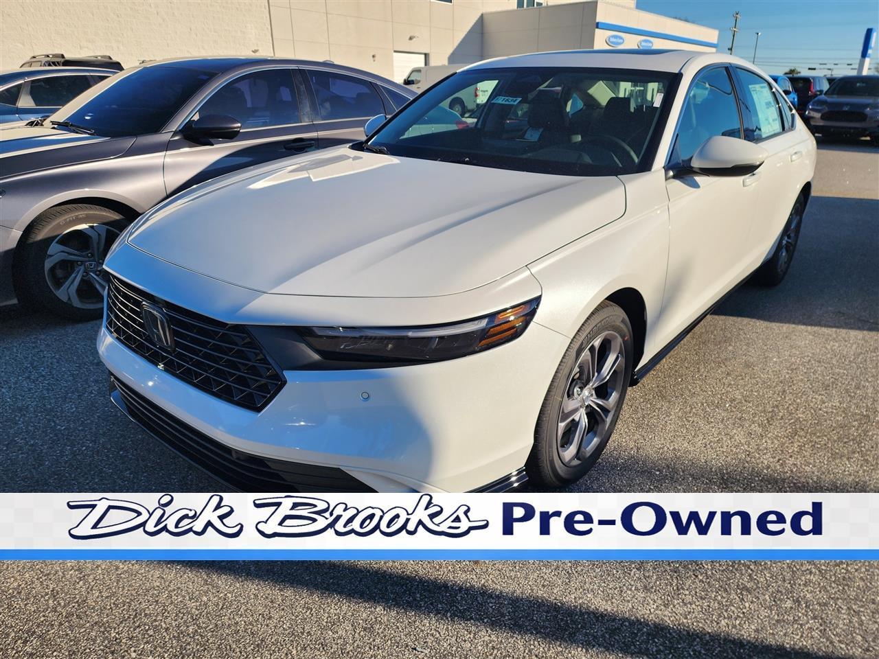 Honda Accord EX-L Hybrid 2026