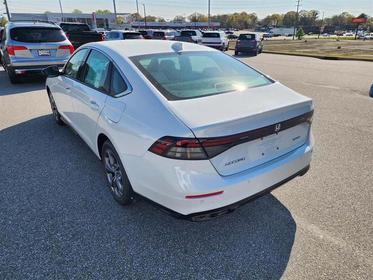 Honda Accord EX-L Hybrid 2026