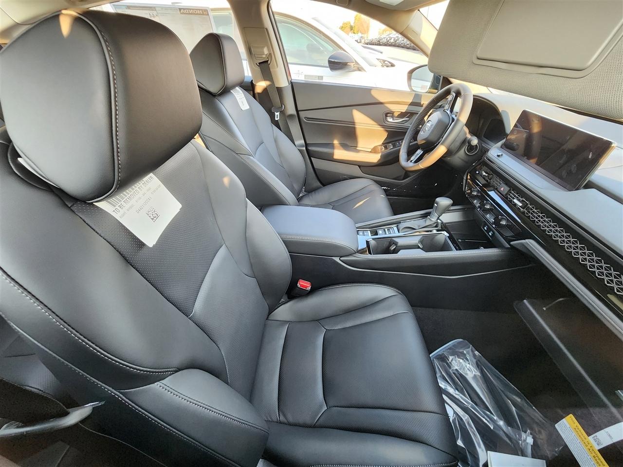 Honda Accord Touring Hybrid 2026