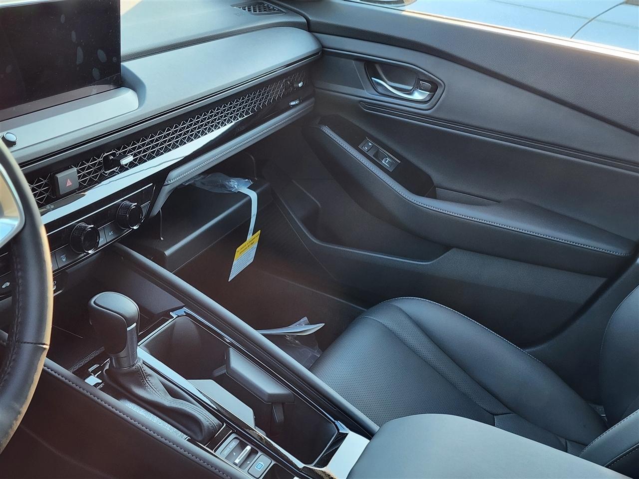 Honda Accord Touring Hybrid 2026