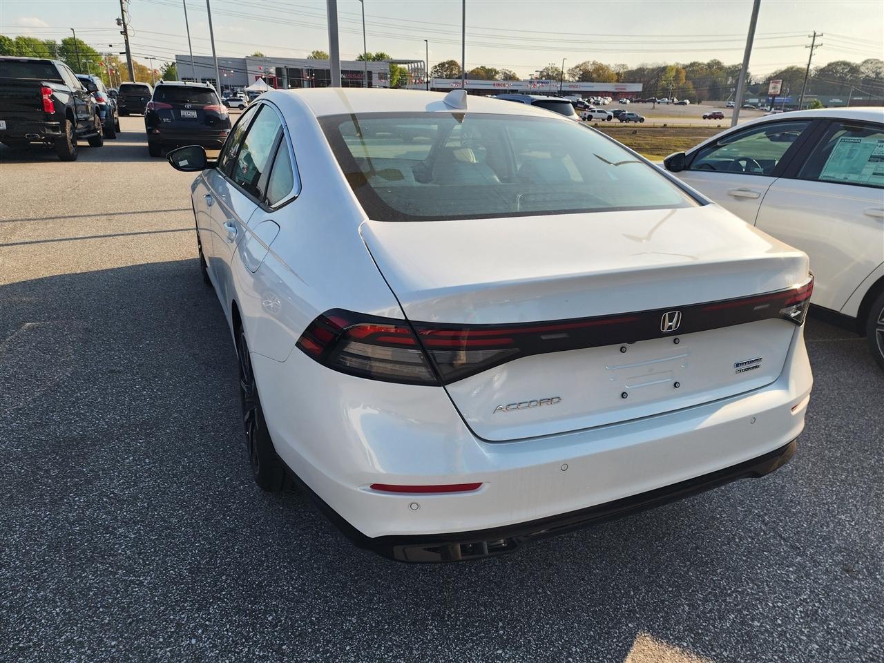 Honda Accord Touring Hybrid 2026