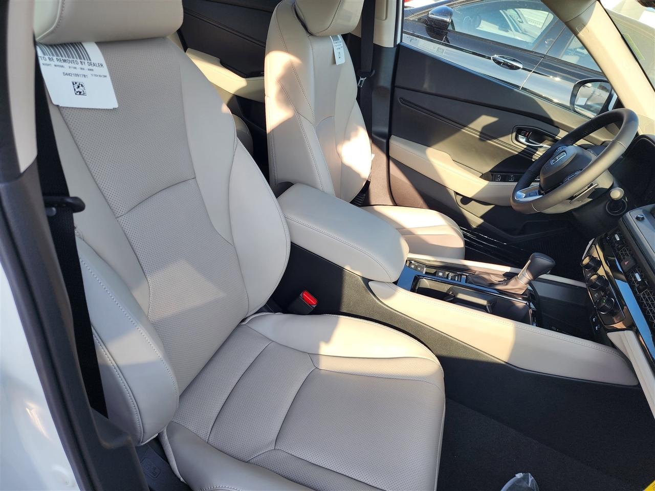 Honda Accord Touring Hybrid 2026