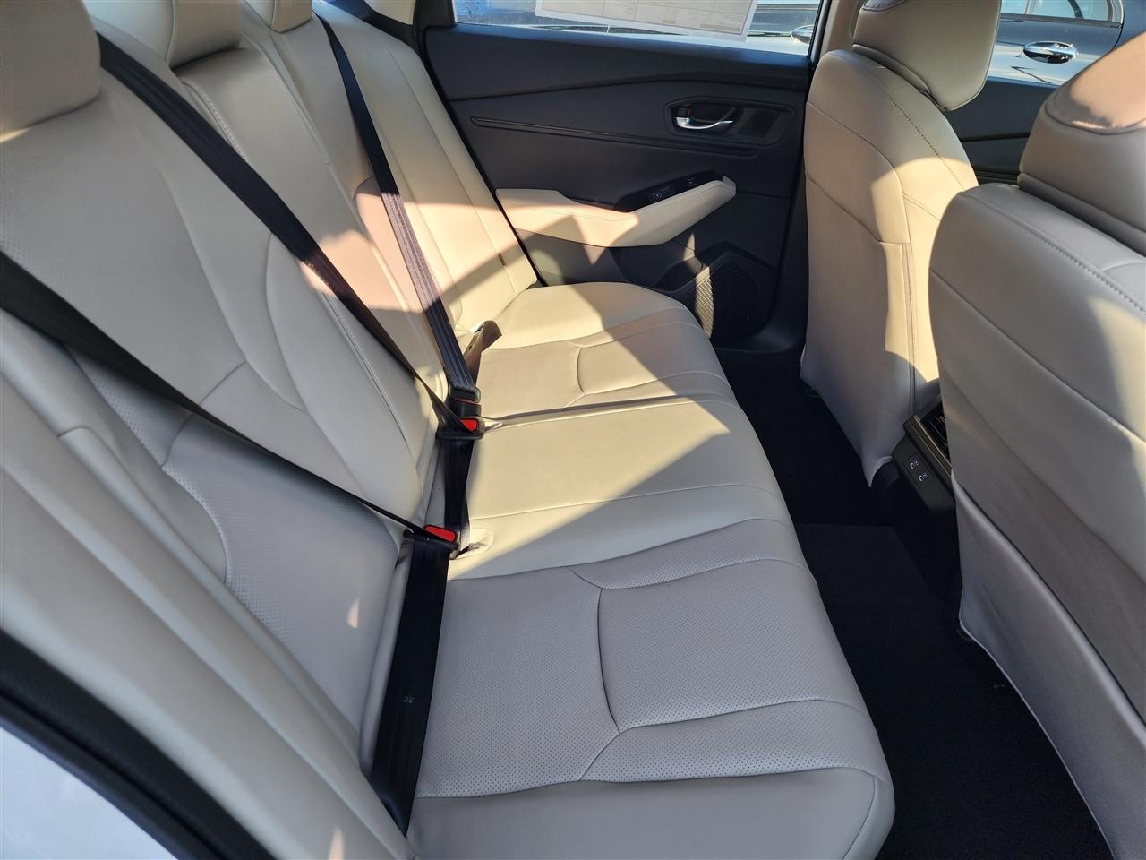 Honda Accord Touring Hybrid 2026