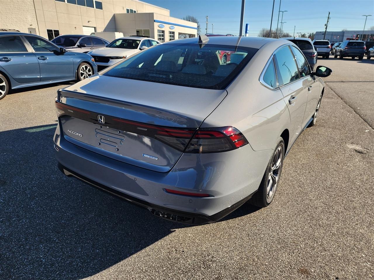 Honda Accord EX-L Hybrid 2026