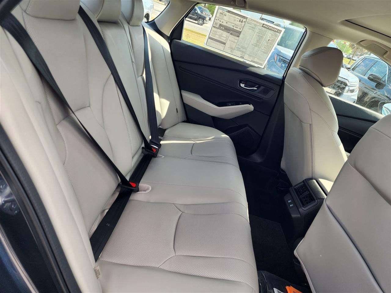 Honda Accord Touring Hybrid 2026