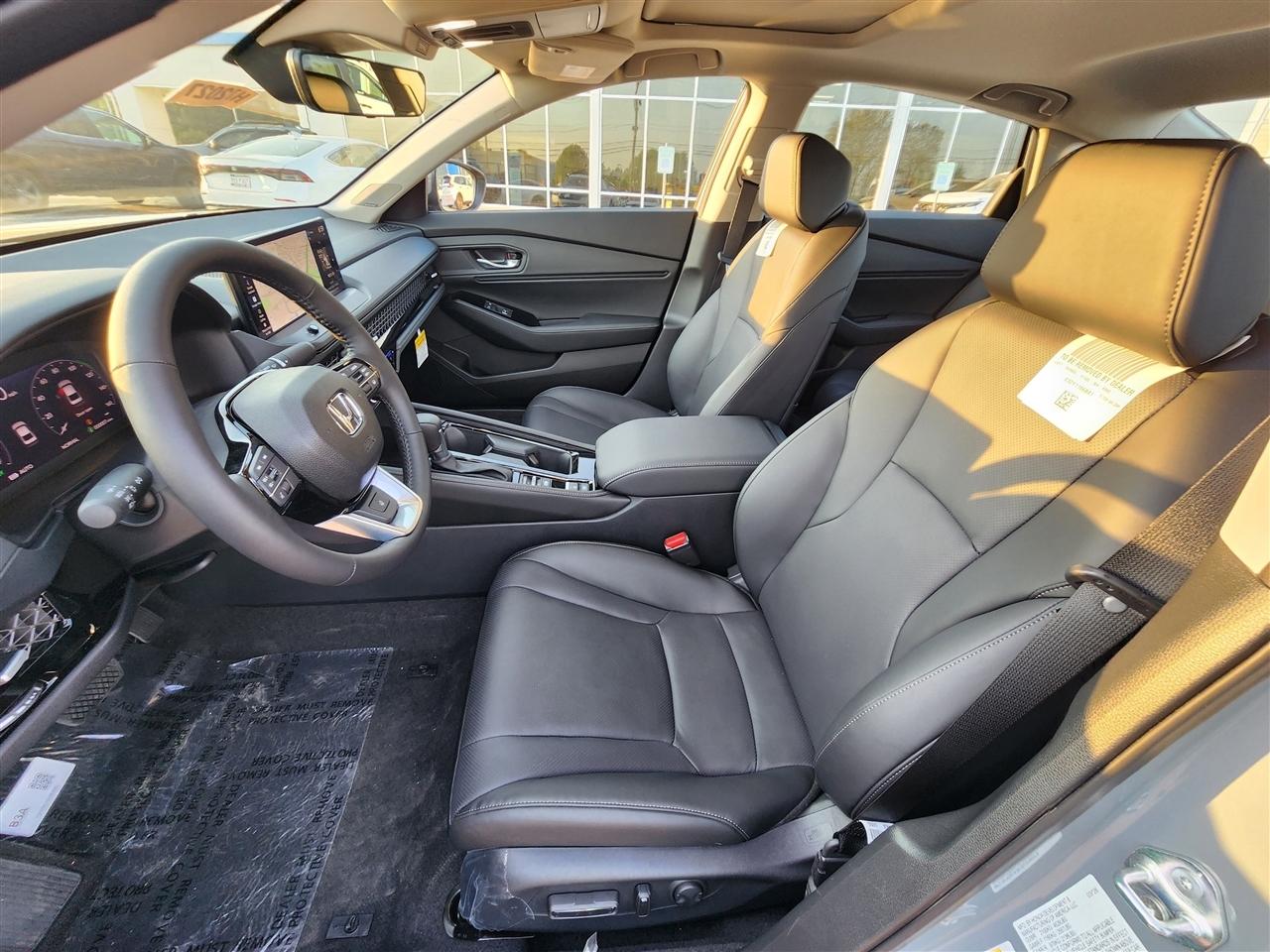 Honda Accord Touring Hybrid 2026