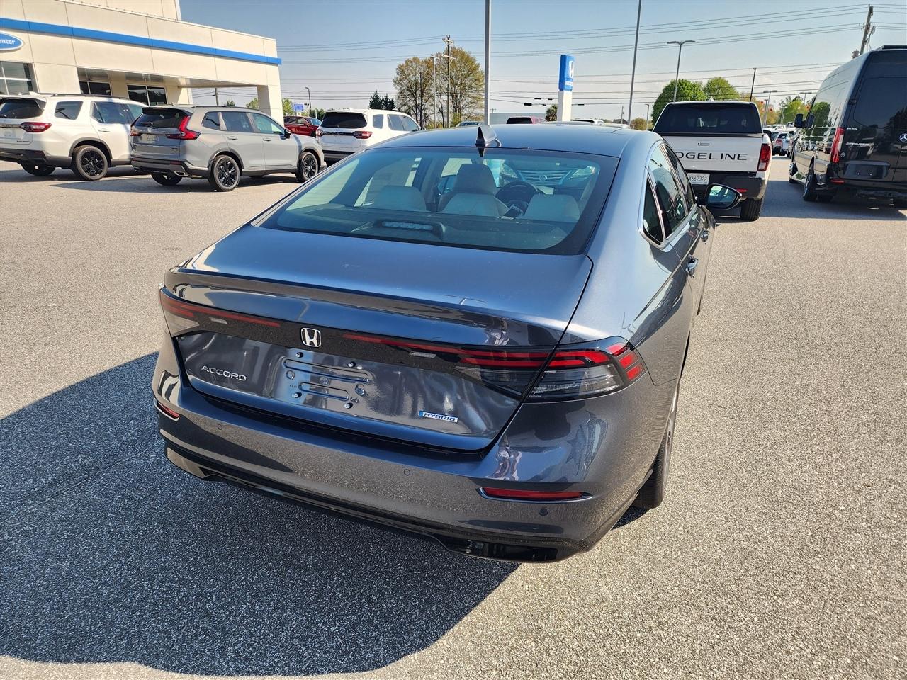 Honda Accord EX-L Hybrid 2026