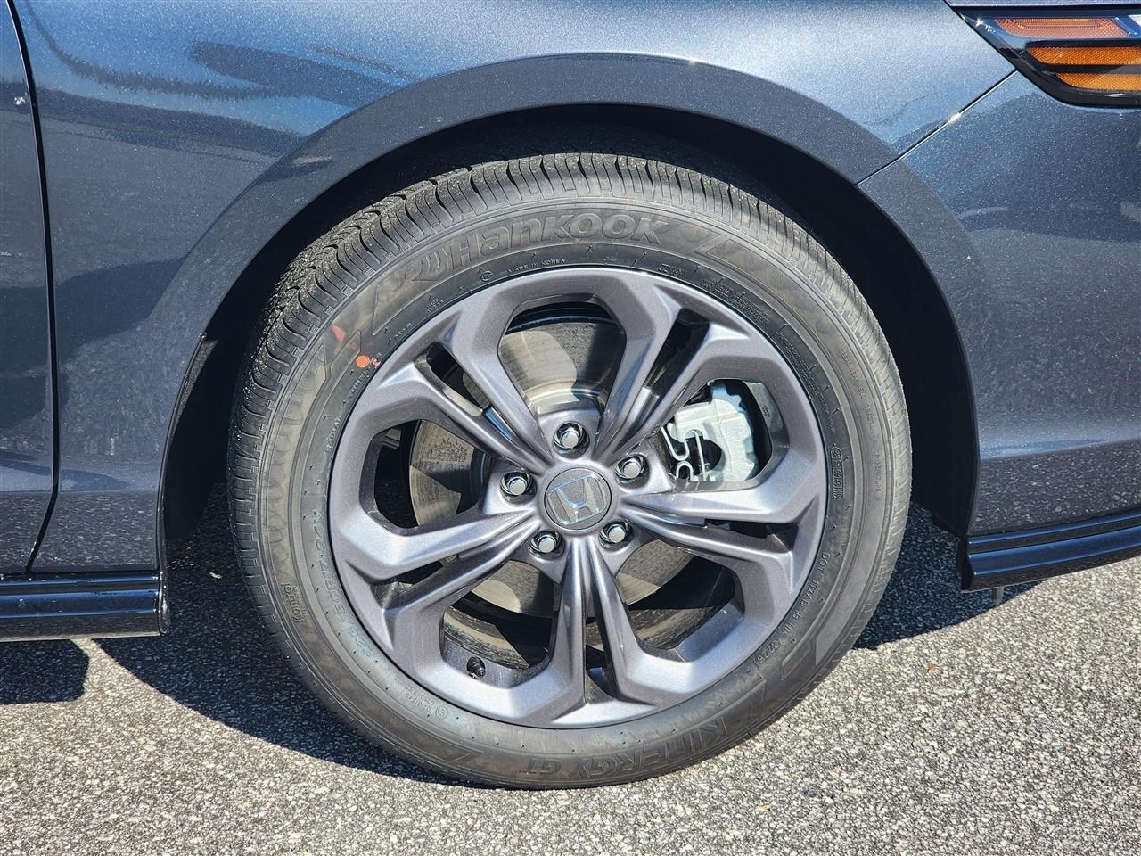 Honda Accord EX-L Hybrid 2026