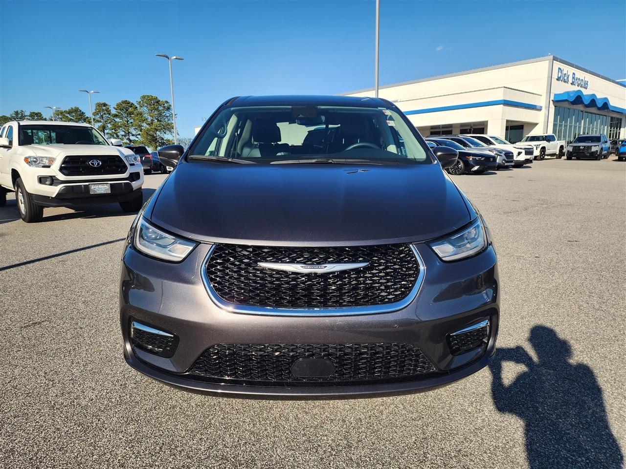 Chrysler Pacifica Touring L 2023