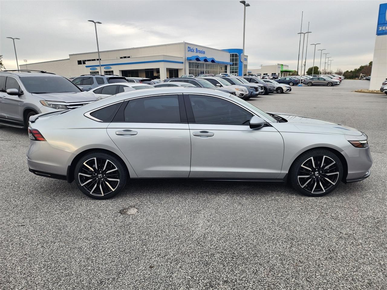 Honda Accord Touring Hybrid 2024