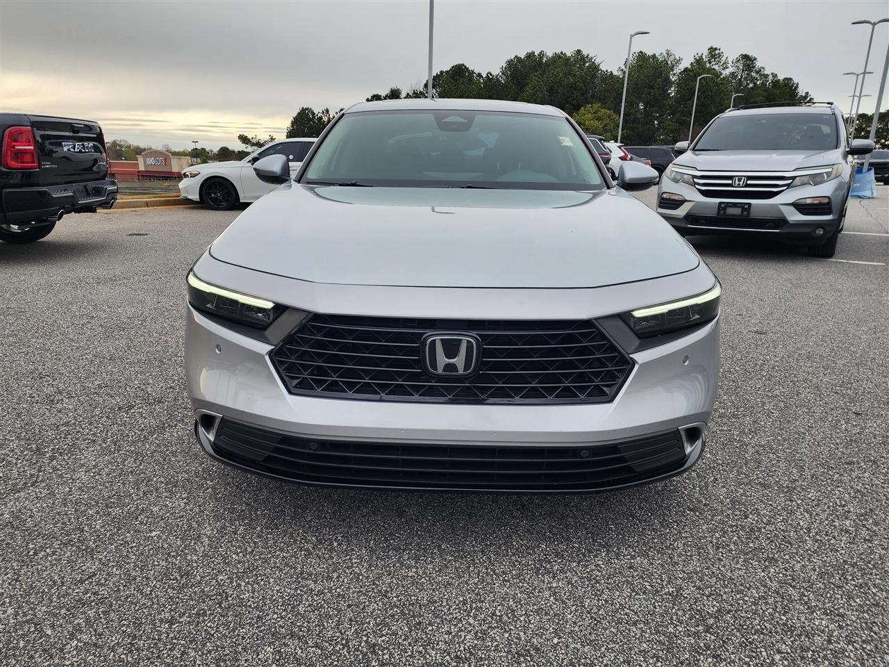 Honda Accord Touring Hybrid 2024