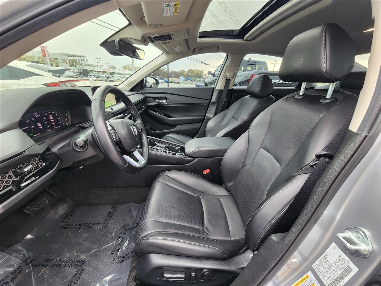 Honda Accord Touring Hybrid 2024