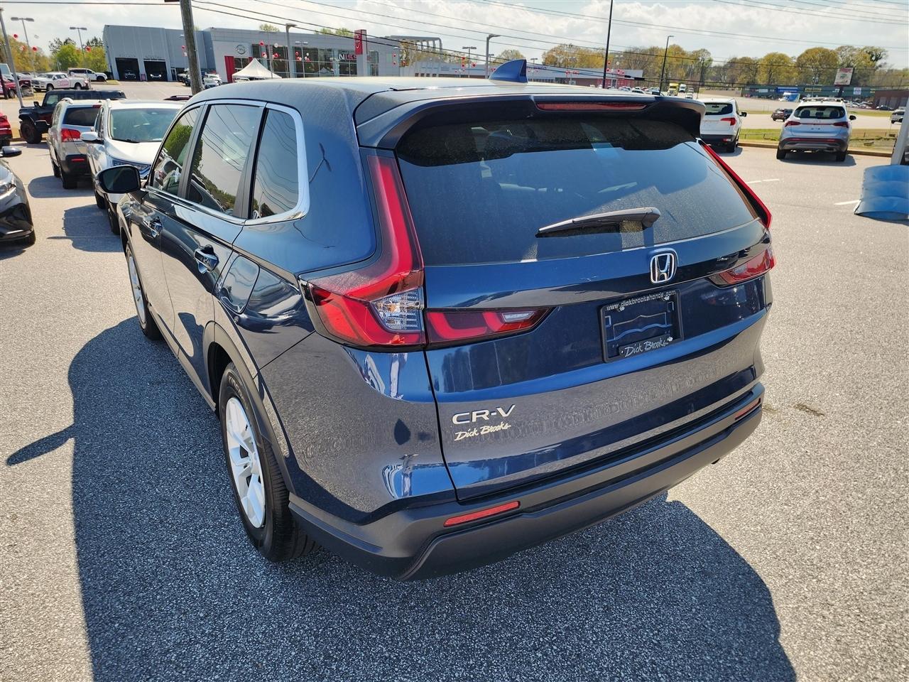 Honda CR-V LX 2WD 2025