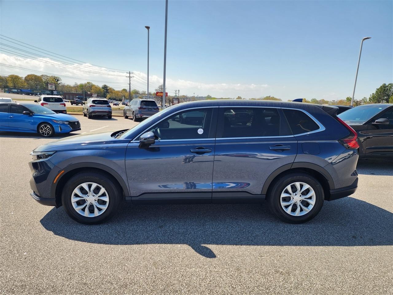 Honda CR-V LX 2WD 2025